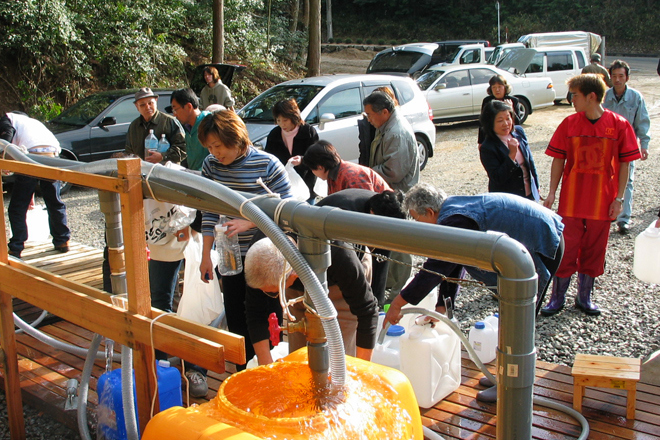 2002年12月下旬　白山命水採水地①